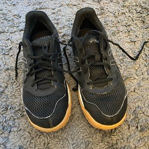 Volleyball Shoes (Asics)